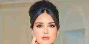 من هي سلمى حايك ويكيبيديا، اصلها، زوجها، ديانتها، السيرة الذاتية، كم عمرها، اعمالها